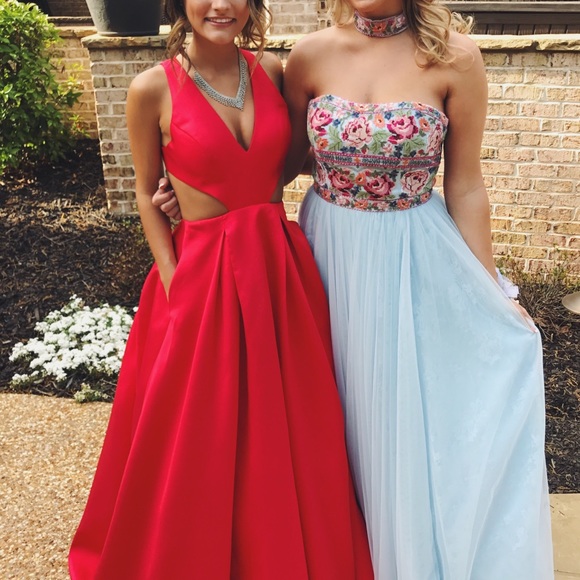 Sherri Hill dress - Picture 4 of 4